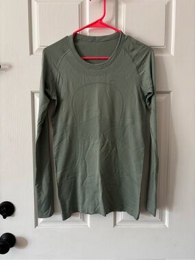 Lululemon Swiftly Tech Long Sleeve